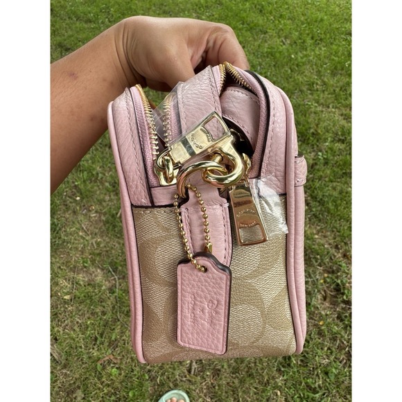 Disney X Coach 101 Dalmatians Signature Pink Pebbled Leather Crossbody Purse New - Picture 7 of 9